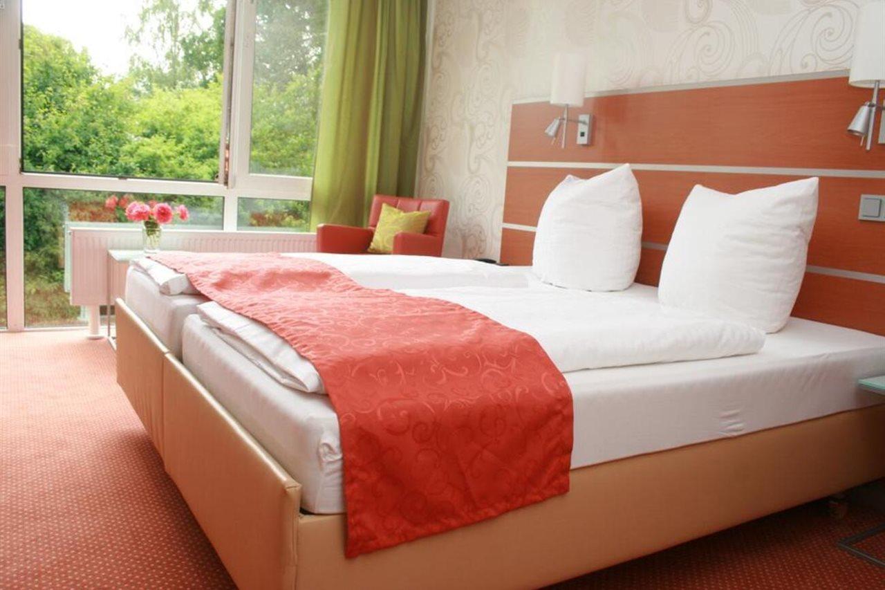 Hotel-Restaurant Fasanerie Marburg Экстерьер фото